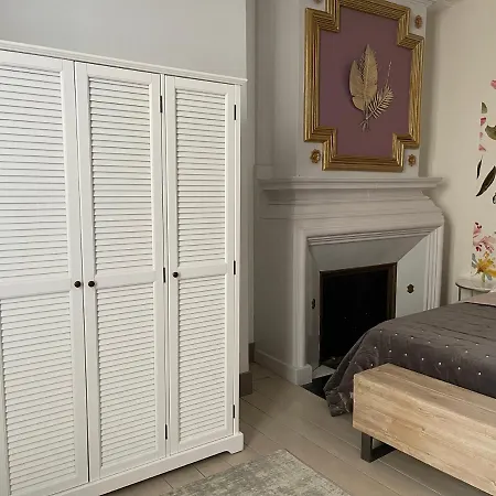 Apartment- La Rochelle Historic Centre * La Rochelle (Charente-Maritime)