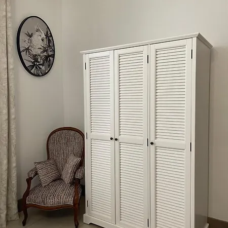 Apartment- La Rochelle Historic Centre * La Rochelle (Charente-Maritime)